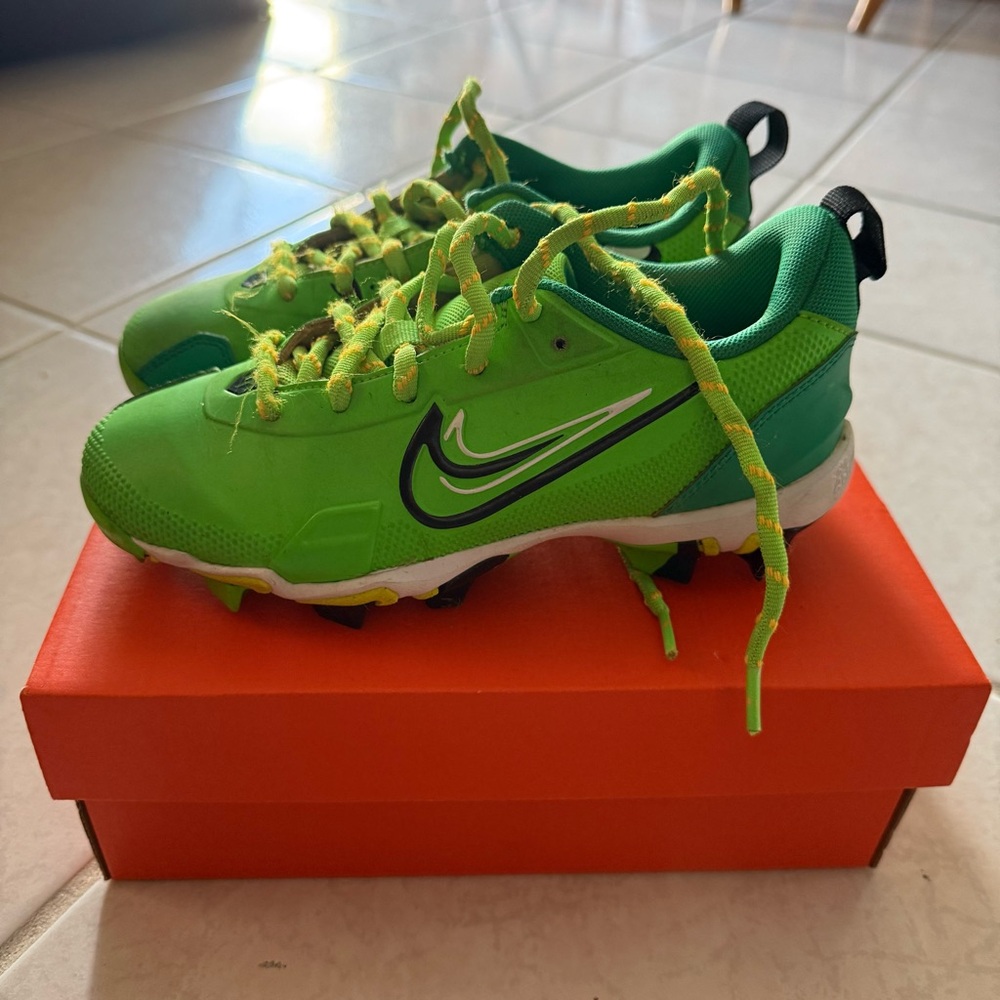 Force1 Neon Green Kids Sneakers with Black & White Swoosh